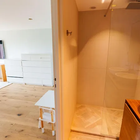 Superbe Maison 4ch Proche De La Avec Piscine *